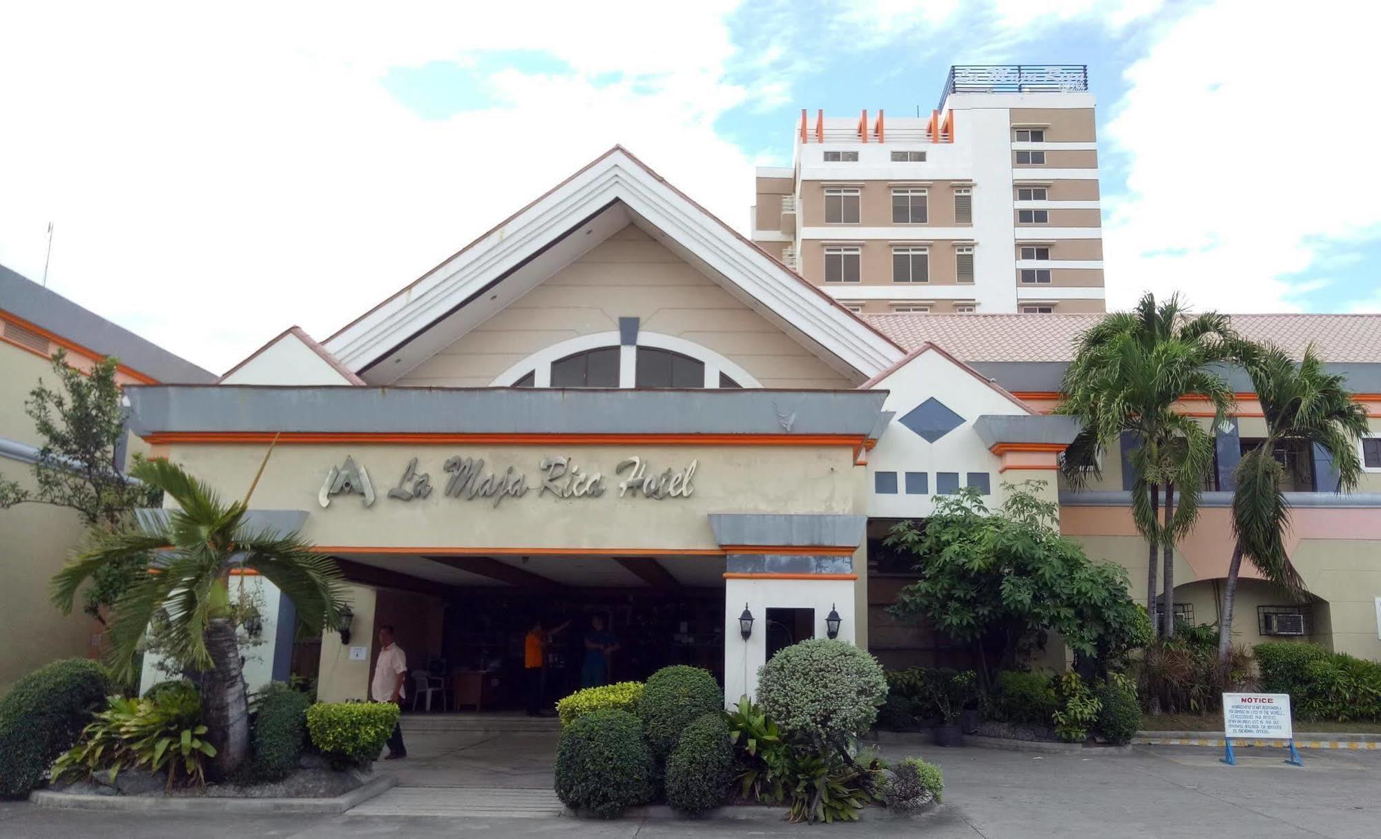 La Maja Rica Hotel Tarlac City Extérieur photo
