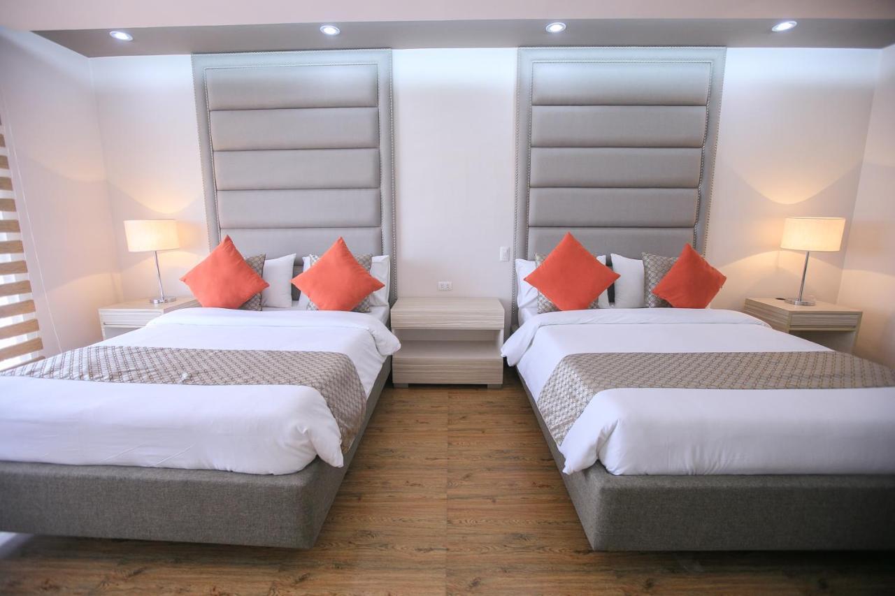 La Maja Rica Hotel Tarlac City Extérieur photo